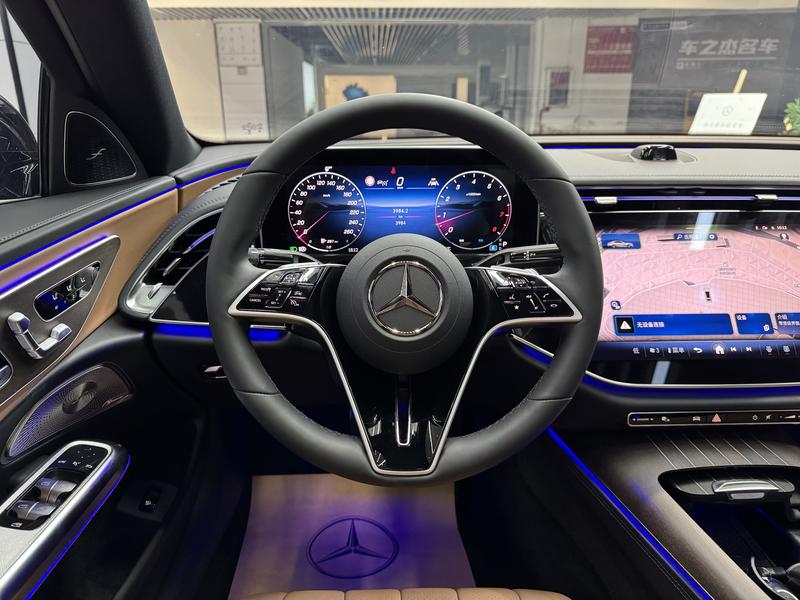 Mercedes-Benz E-Class, 2025 — фото 9 из 12