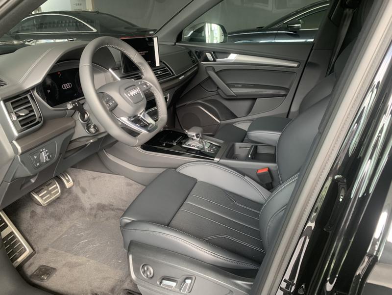 Audi Q5L, 2025 — фото 9 из 11