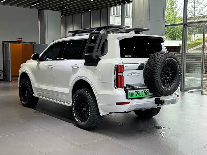 Tank 500 Hybrid, 2025 — фото 7 из 9