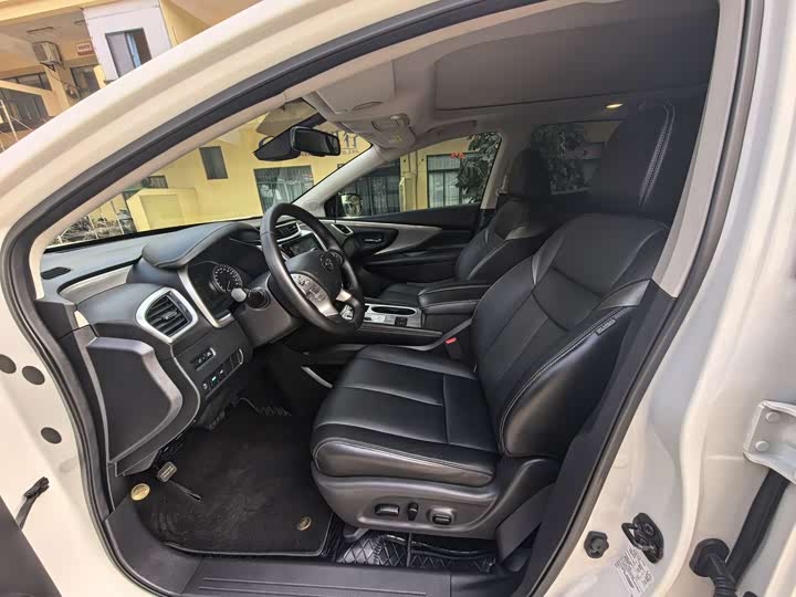 Nissan Murano, 2023 — фото 5 из 9