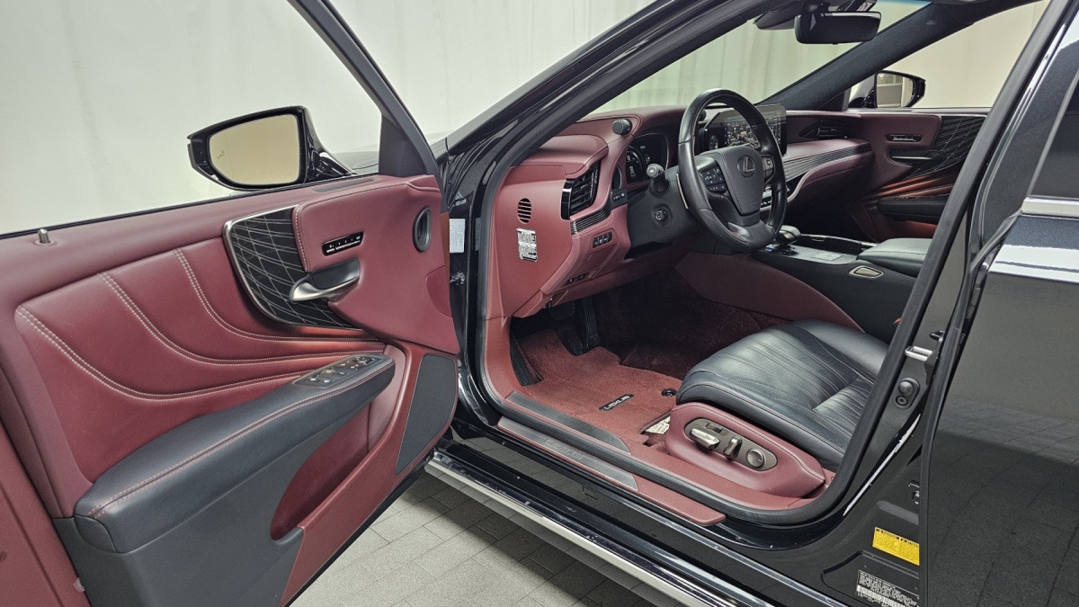Lexus LS, 2022 — фото 9 из 12