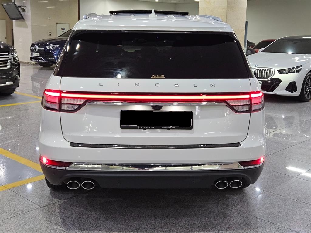Lincoln Aviator, 2023 — фото 3 из 12