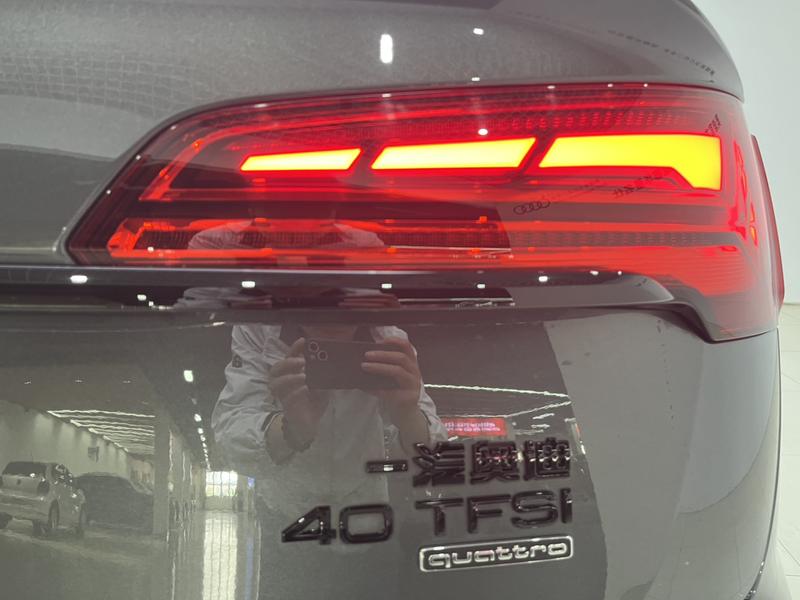 Audi Q5L Sportback, 2025 — фото 7 из 12
