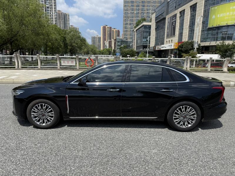Hongqi H5, 2022 — фото 3 из 12