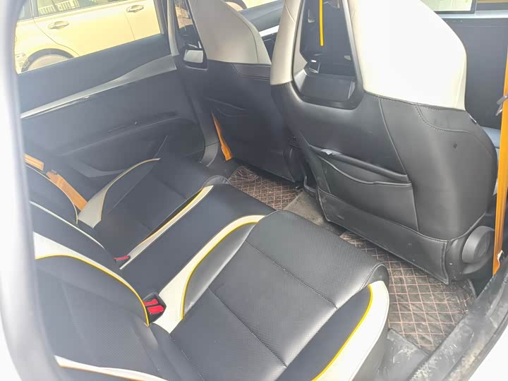 MG Motor 5 Scorpio, 2022 — фото 3 из 7