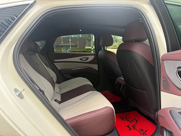 BYD Seal 07 DM-i Hybrid, 2025 — фото 9 из 9