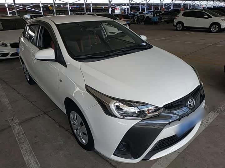 Toyota Yaris L Hatchback, 2021 — фото 4 из 9