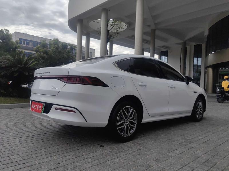BYD Qin Plus, 2024 — фото 7 из 12