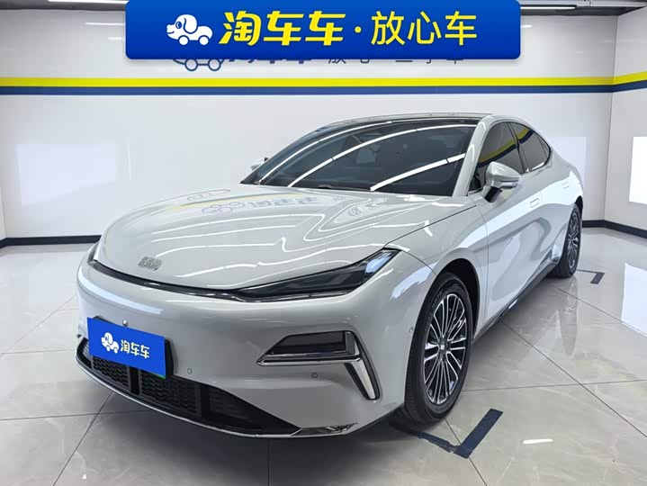 Geely Galaxy Starshine 8 EM-i, 2025 — купить в Ярославле под ключ