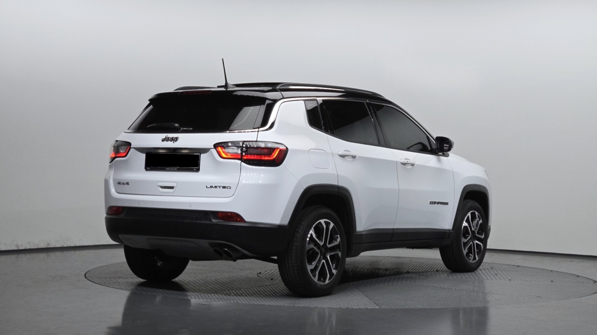 Jeep Compass, 2022 — фото 2 из 12