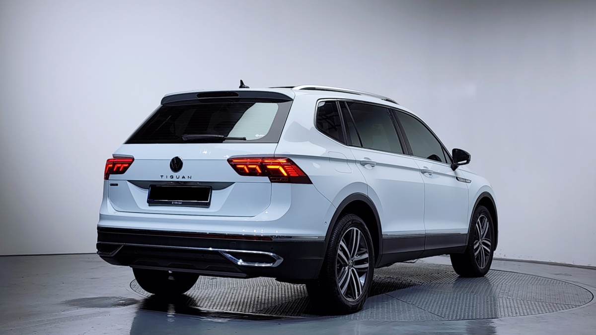 Volkswagen Tiguan, 2022 — фото 2 из 12