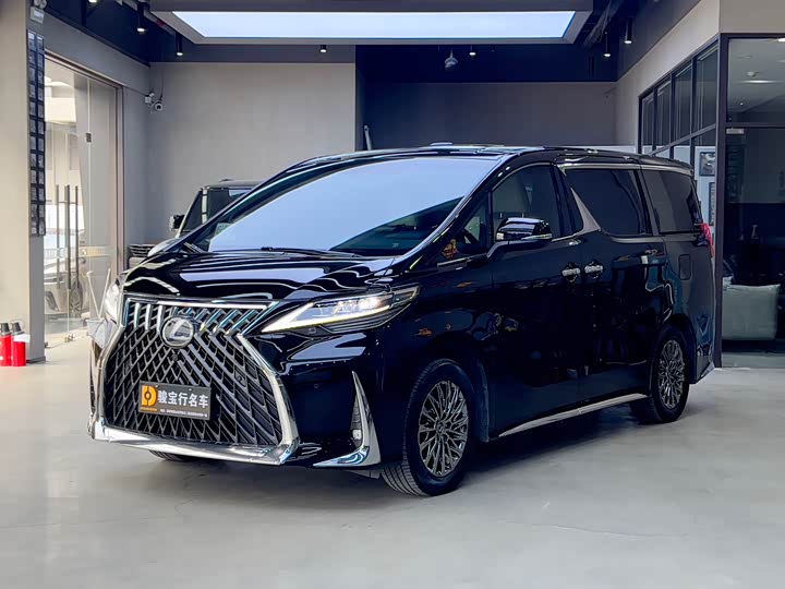 Lexus LM, 2021 — купить в Чебоксарах под ключ
