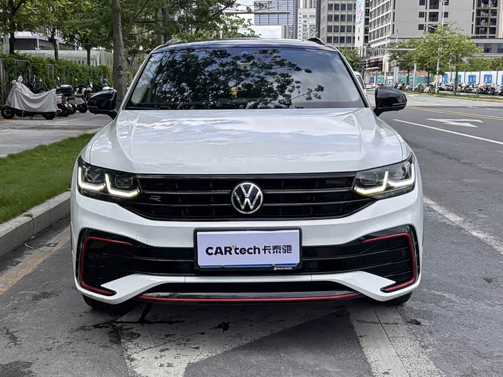 Volkswagen Tiguan X, 2022 — фото 2 из 9