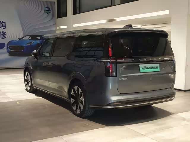 Volvo EM90, 2024 — фото 9 из 9