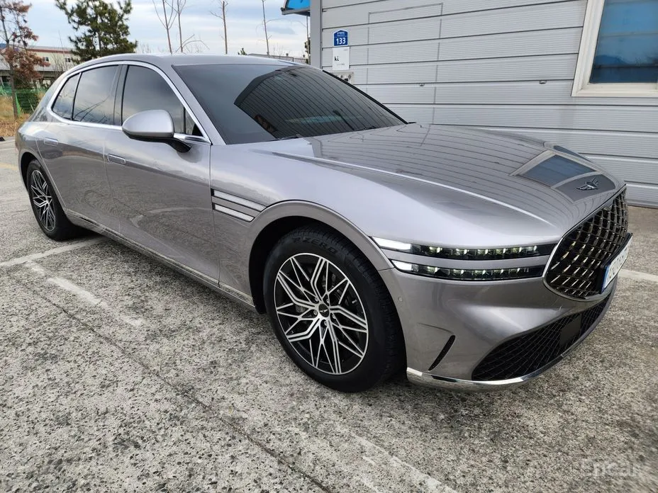 Genesis G90, 2022 — фото 3 из 12