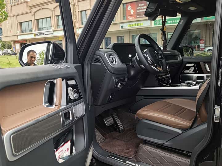 Mercedes-Benz G-Class, 2023 — фото 5 из 9