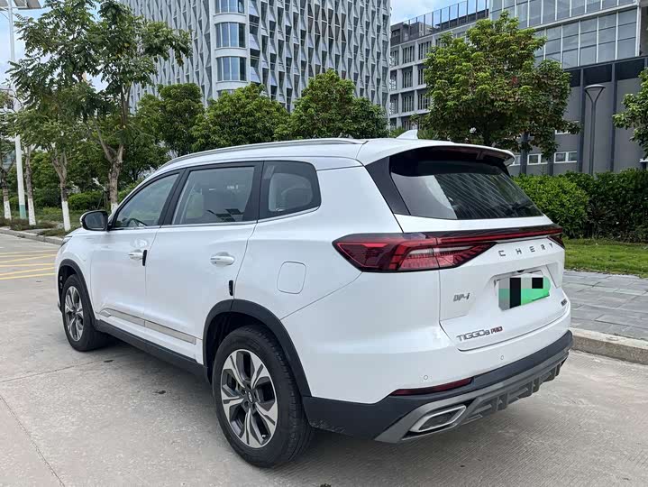 Chery Tiggo 8 Pro Hybrid, 2022 — фото 7 из 9