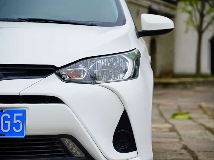 Toyota Yaris L, 2022 — фото 9 из 9