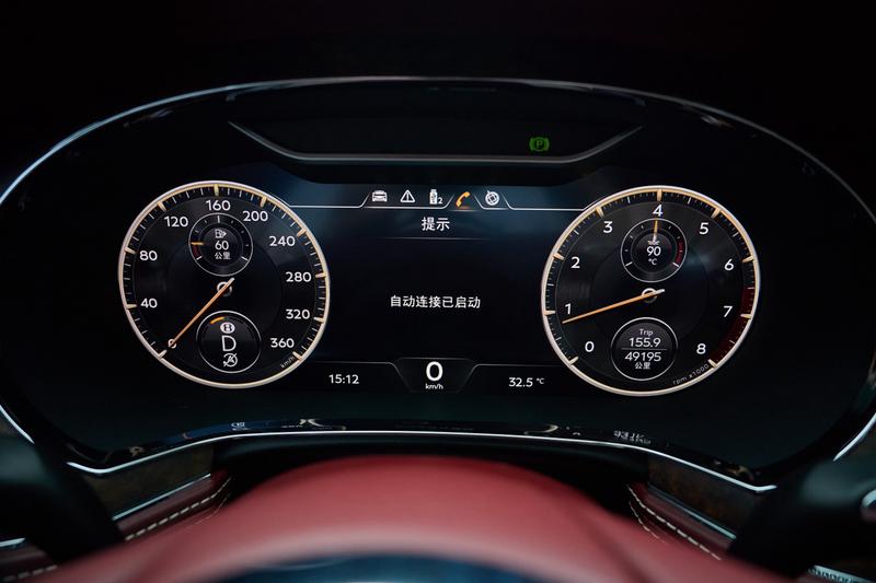 Bentley Flying Spur, 2023 — фото 10 из 12