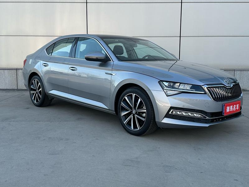 Skoda Superb, 2024 — фото 3 из 11