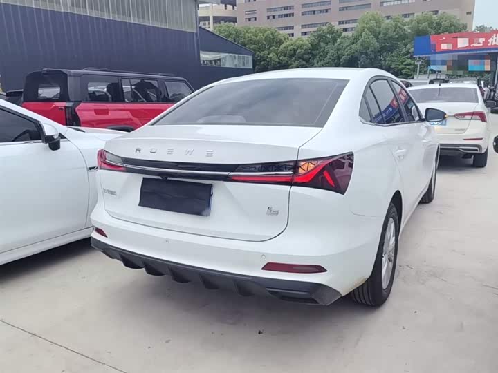 Roewe i5, 2025 — фото 7 из 9