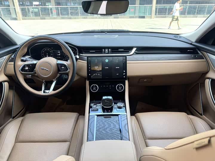 Jaguar XF L, 2024 — фото 3 из 7