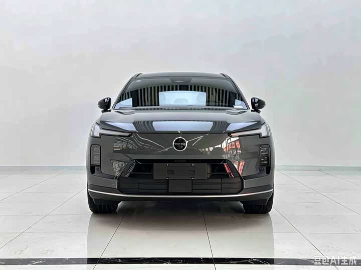 Volvo XC70 Hybrid, 2026 — фото 2 из 7