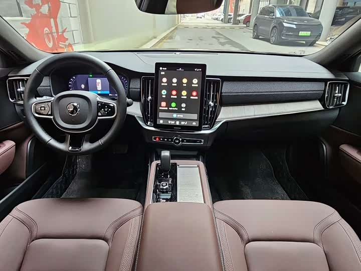 Volvo S90, 2025 — фото 8 из 9