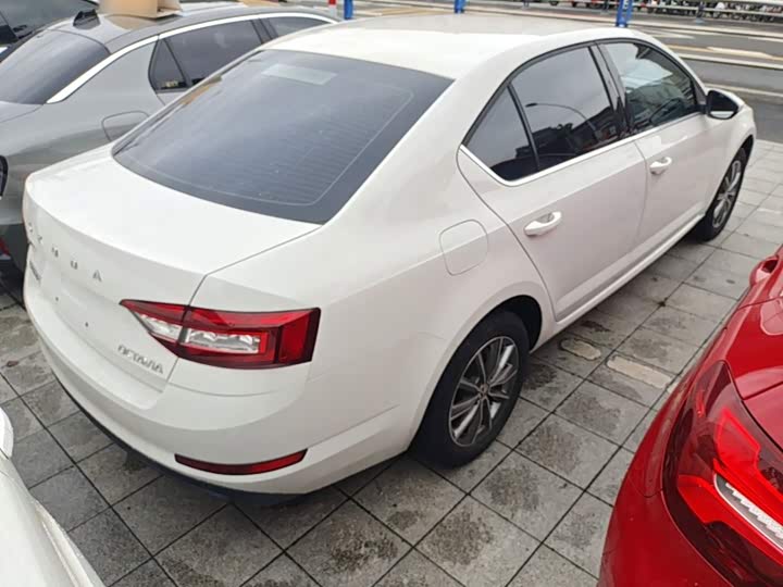 Skoda Octavia Pro, 2021 — фото 7 из 9