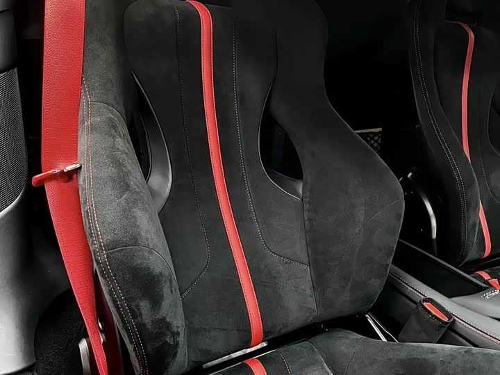 Ferrari F8, 2022 — фото 4 из 7