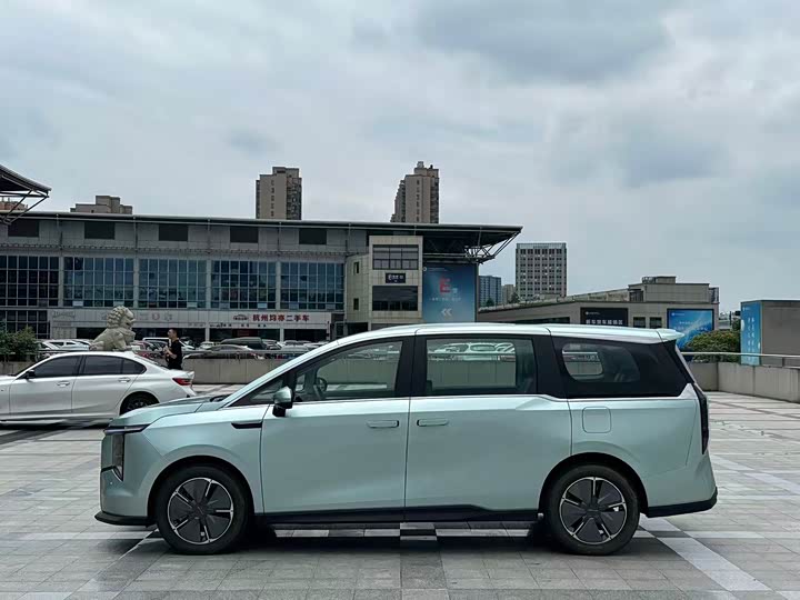 Maxus Mifa 7, 2024 — фото 4 из 9