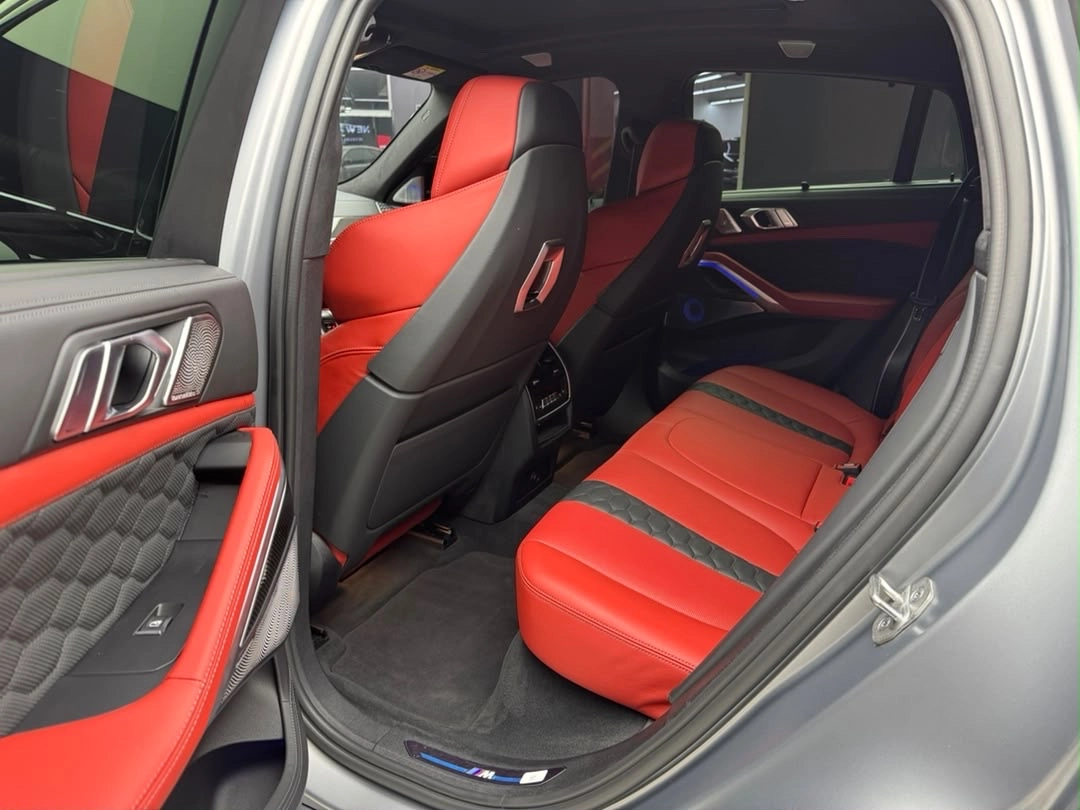 BMW X6 M, 2023 — фото 8 из 9