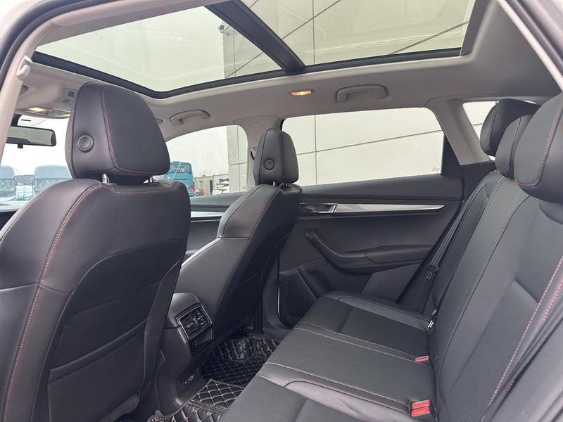 Skoda Karoq, 2024 — фото 10 из 11