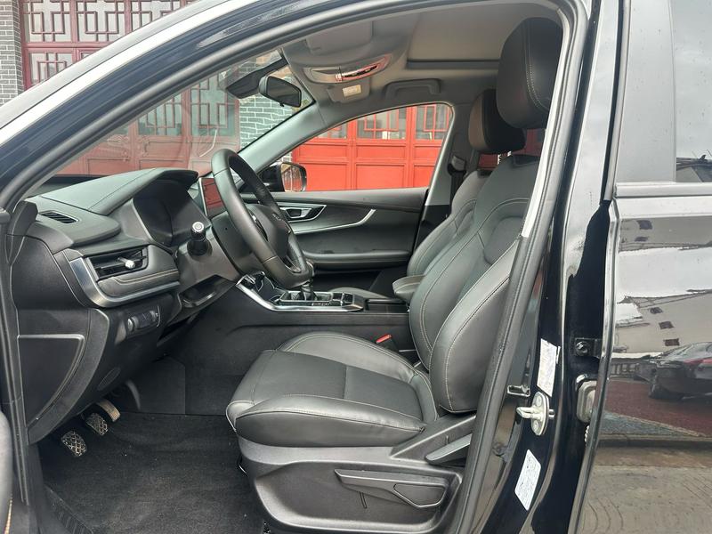 Chery Tiggo 8, 2025 — фото 7 из 9