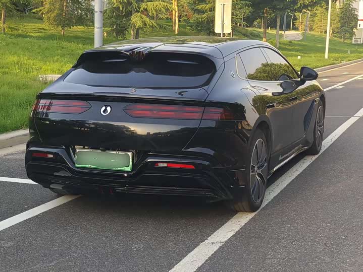 Denza Z9GT, 2024 — фото 3 из 7
