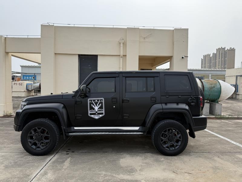 BAIC Beijing BJ40, 2024 — фото 4 из 12