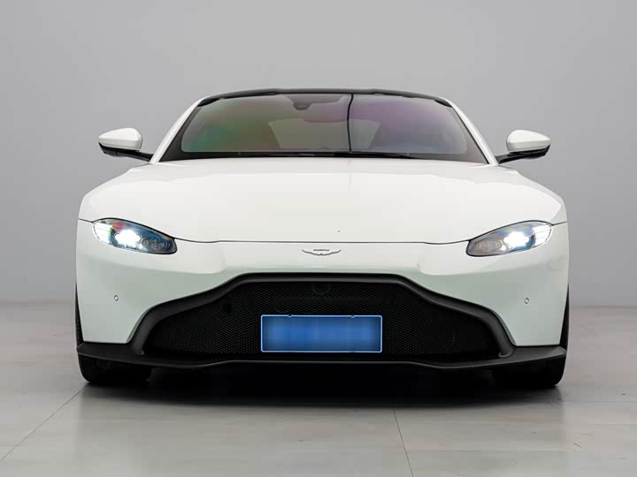 Aston Martin V8 Vantage, 2021 — купить в Саратове под ключ