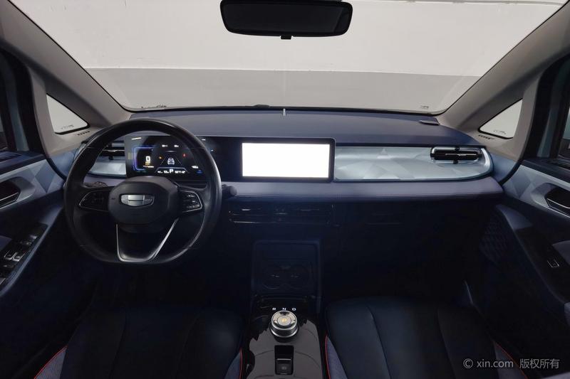 Geely Geometry E Firefly, 2023 — фото 8 из 12