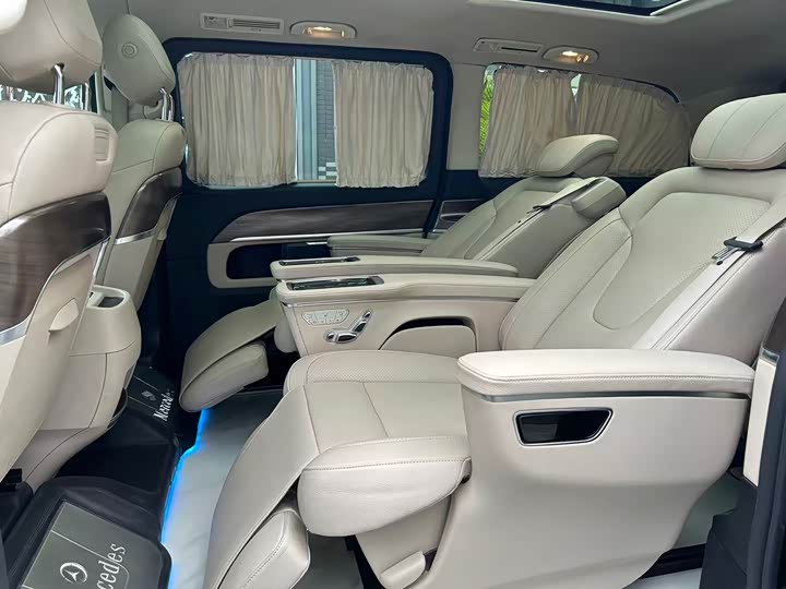 Mercedes-Benz V-Class, 2022 — фото 9 из 9