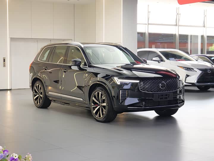 Volvo XC90 Hybrid, 2025 — фото 3 из 9