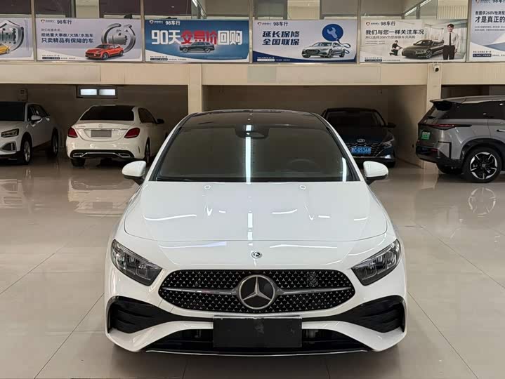 Mercedes-Benz A-Class, 2023 — фото 2 из 9
