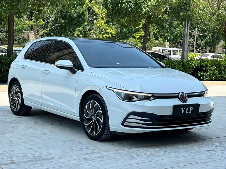 Volkswagen Golf, 2023 — фото 3 из 9