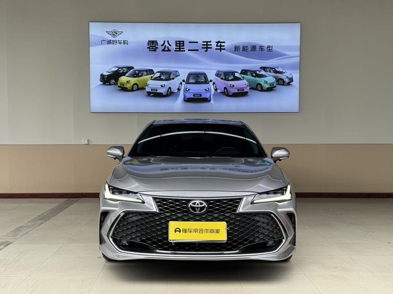 Toyota Avalon, 2022 — фото 2 из 12