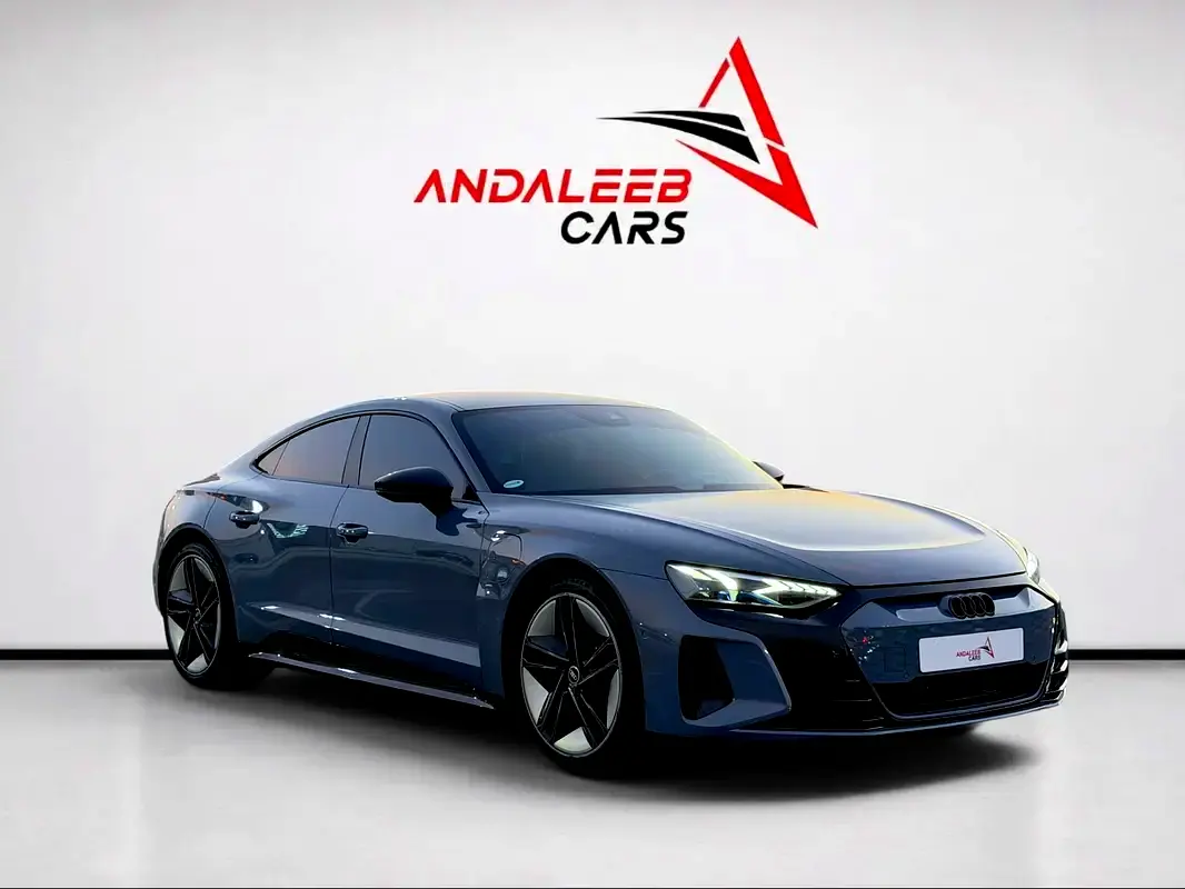 Audi e-tron GT, 2022 — фото 3 из 10