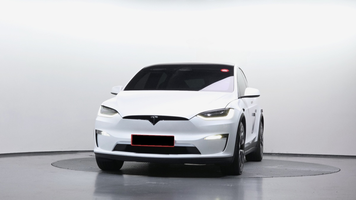 Tesla Model X, 2023 — фото 3 из 12