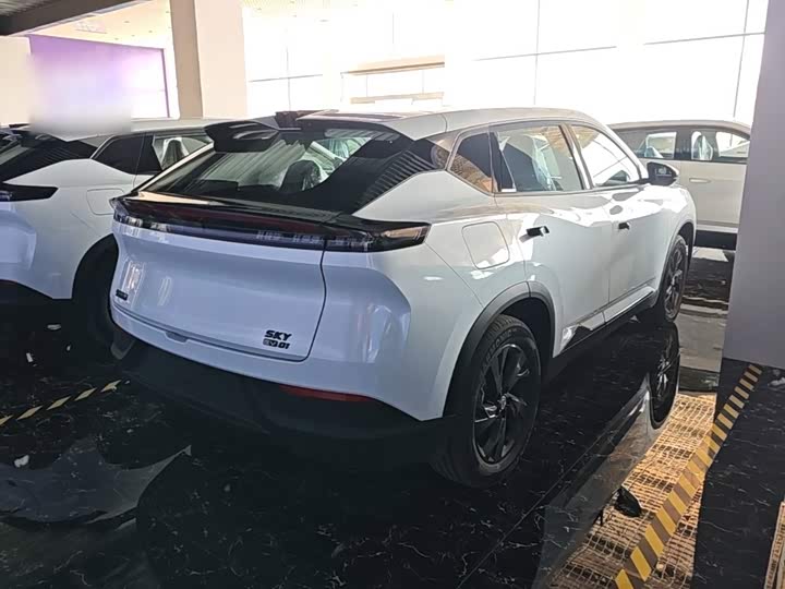 Dongfeng Aeolus Sky EV01, 2025 — фото 5 из 9