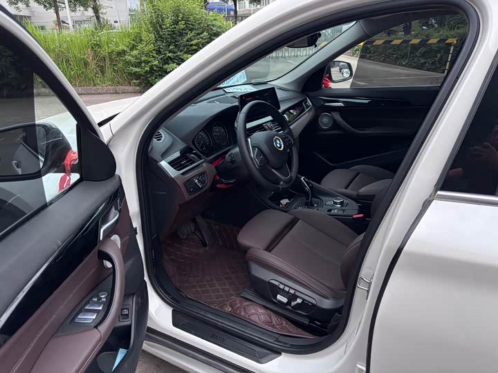 BMW X1, 2022 — фото 6 из 7