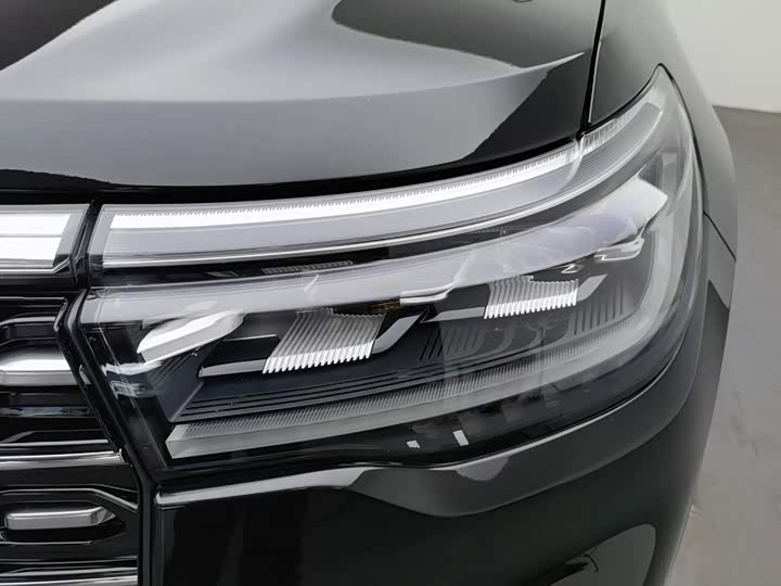 Ford Explorer, 2022 — фото 7 из 9