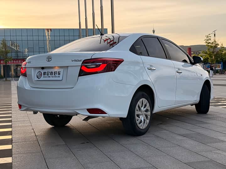 Toyota Vios, 2022 — фото 5 из 9