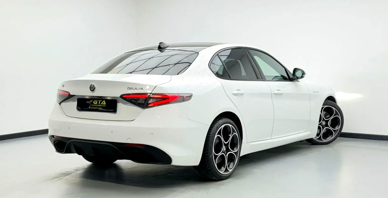 Alfa Romeo Giulia, 2025 — фото 6 из 10